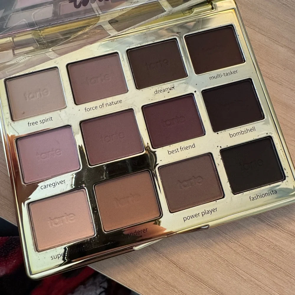 NWT tarte tartelette matte palette - Picture 5 of 5